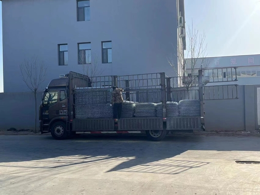 Galvanized Steel High Tensile Strength Gabion Basket Mesh 40-400g/m2 Zinc Coating White/Black