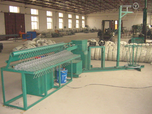 Semi Automatic Chain Link Fencing Machine 25m2/H Servo Motor Driver